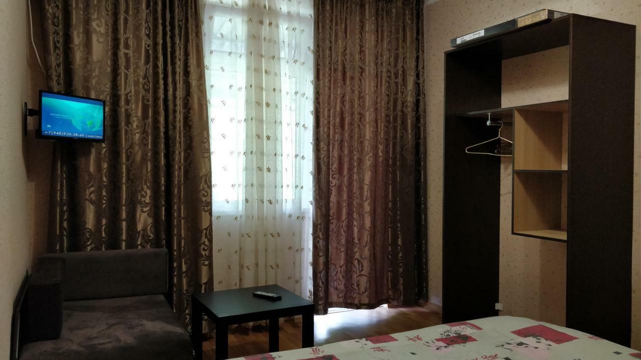 Tikhaya Gavan Guest House Gagra Exterior photo