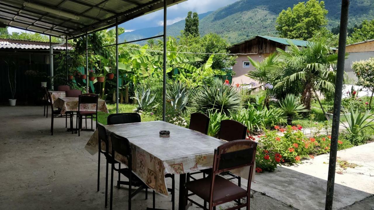 Tikhaya Gavan Guest House Gagra Exterior photo